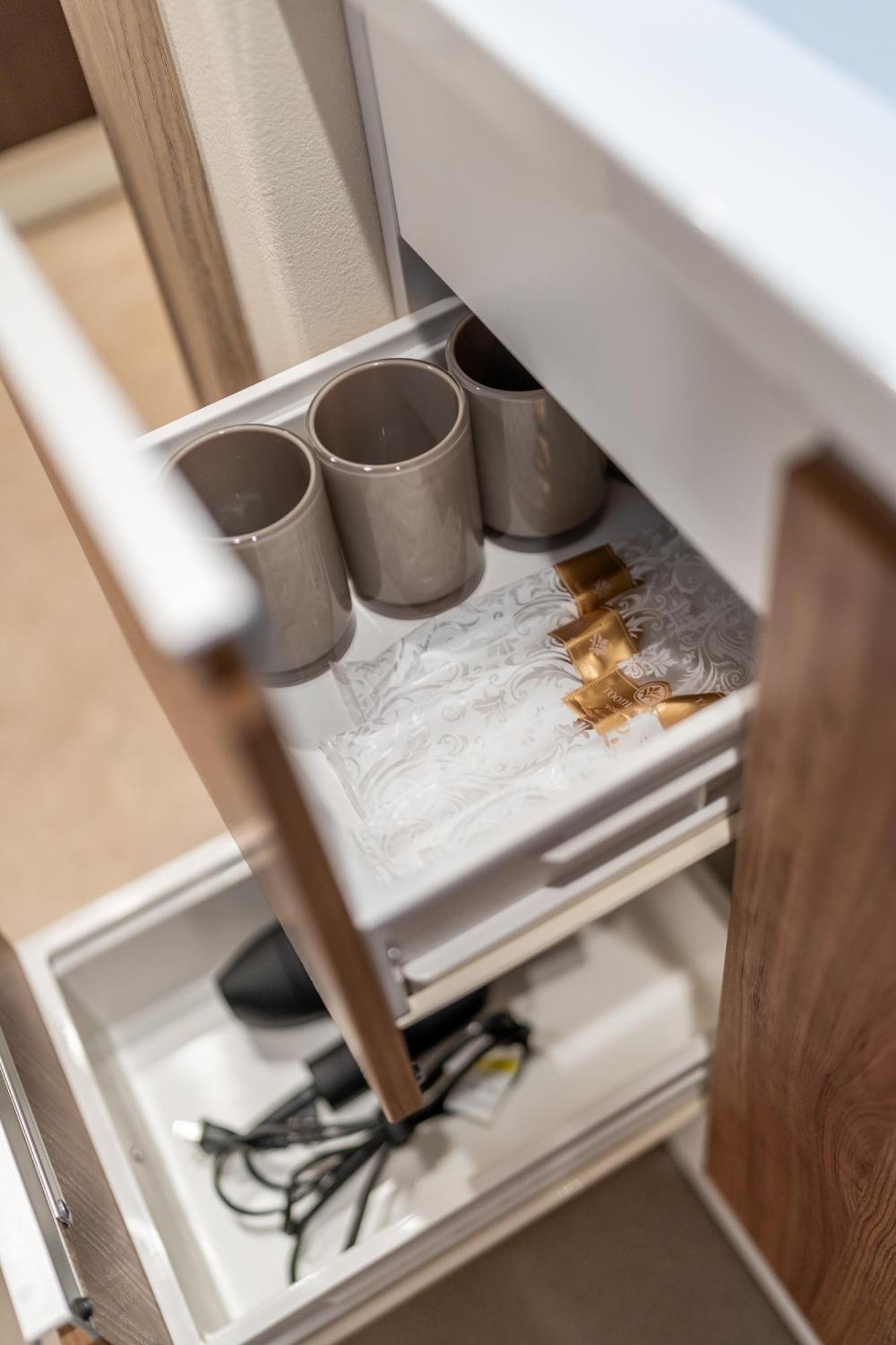 Lite House Shinsaibashi IV Hotel Osaka Ngoại thất bức ảnh